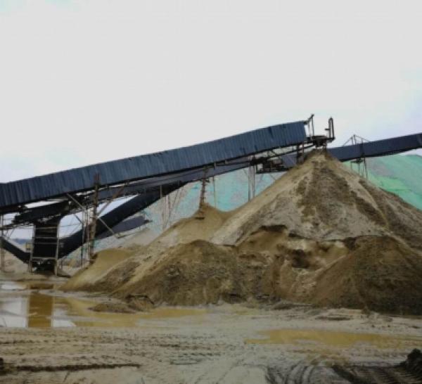 土工格柵安裝好的圖片